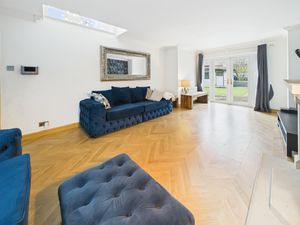 Photo 34- click for photo gallery